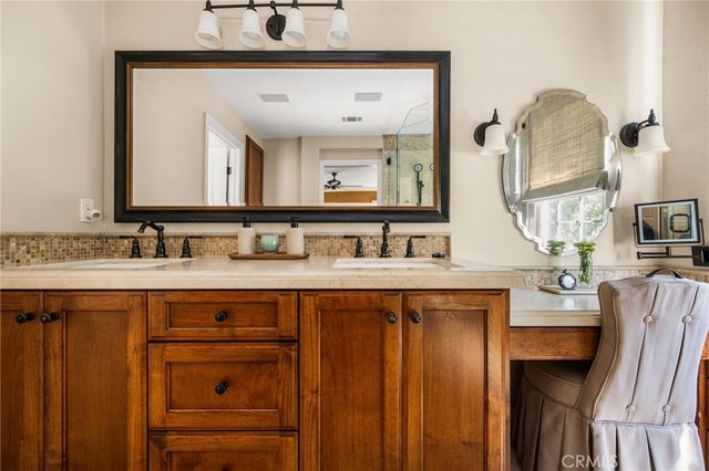 101 Talmadge, Irvine, CA 92602