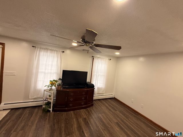 19 Melville Avenue, Meriden, CT 06451