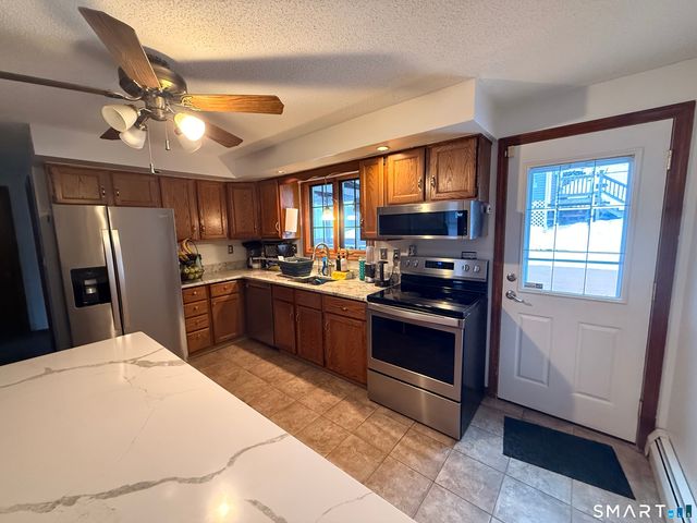 19 Melville Avenue, Meriden, CT 06451