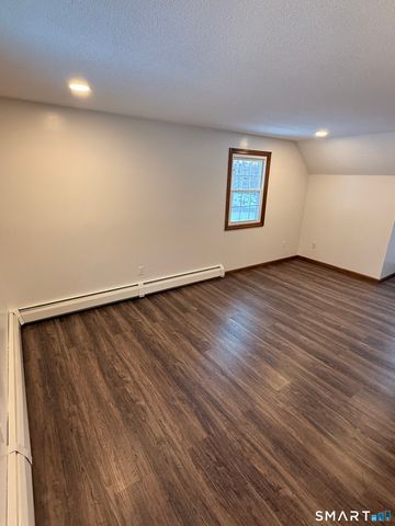 19 Melville Avenue, Meriden, CT 06451