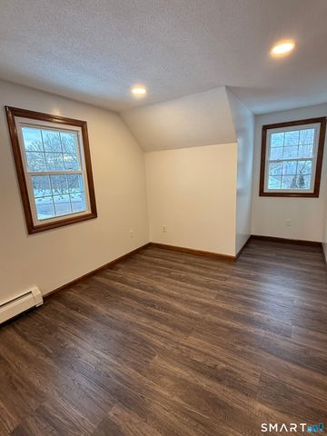 19 Melville Avenue, Meriden, CT 06451