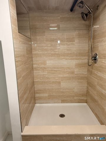 19 Melville Avenue, Meriden, CT 06451