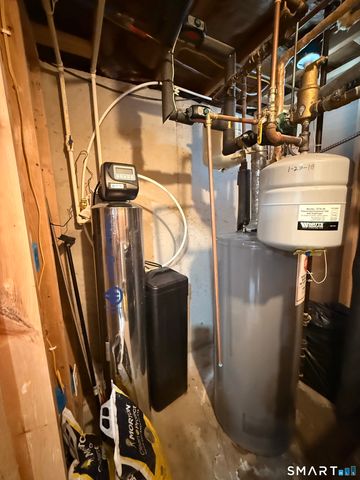 19 Melville Avenue, Meriden, CT 06451