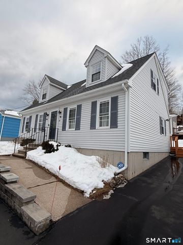 19 Melville Avenue, Meriden, CT 06451