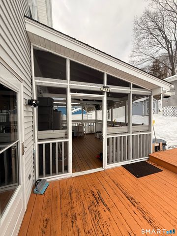 19 Melville Avenue, Meriden, CT 06451