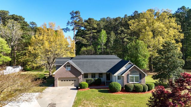201 Gaston Drive, Elizabeth City, NC 27909