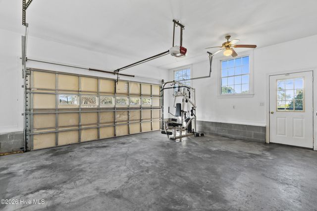 201 Gaston Drive, Elizabeth City, NC 27909