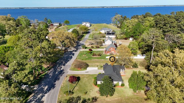 201 Gaston Drive, Elizabeth City, NC 27909