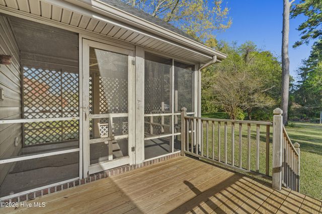 201 Gaston Drive, Elizabeth City, NC 27909