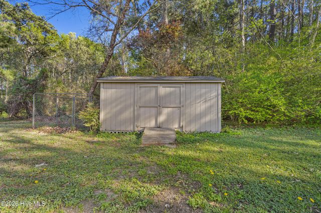 201 Gaston Drive, Elizabeth City, NC 27909