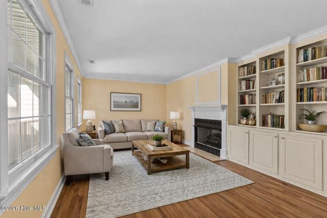 201 Gaston Drive, Elizabeth City, NC 27909