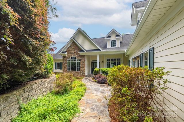 1838 Southpointe Drive, Morganton, NC 28655