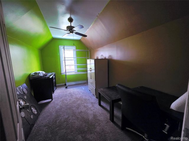 21259 Cyman Avenue, Warren, MI 48091