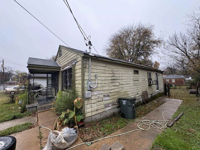 1092 LOUISVILLE AVE, Memphis, TN 38107