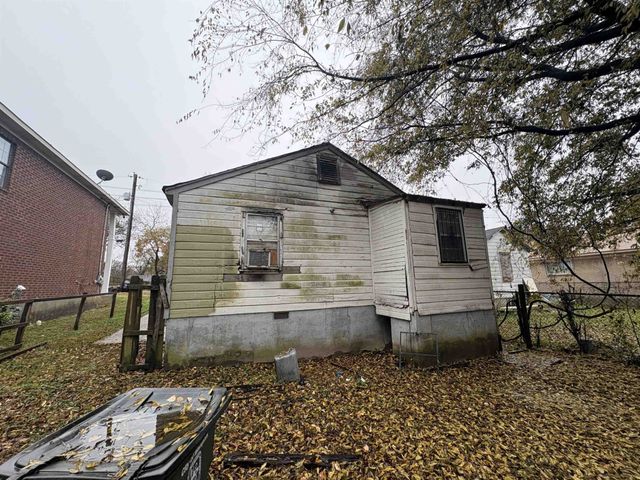 1092 LOUISVILLE AVE, Memphis, TN 38107