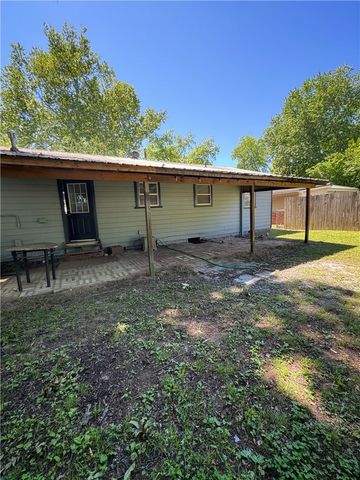 1008 N 4th Street, Dardanelle, AR 72834