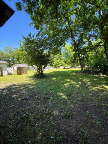 1008 N 4th Street, Dardanelle, AR 72834