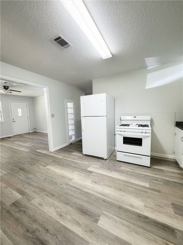 1008 N 4th Street, Dardanelle, AR 72834