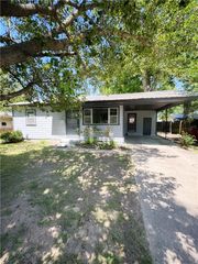 1008 N 4th Street, Dardanelle, AR 72834