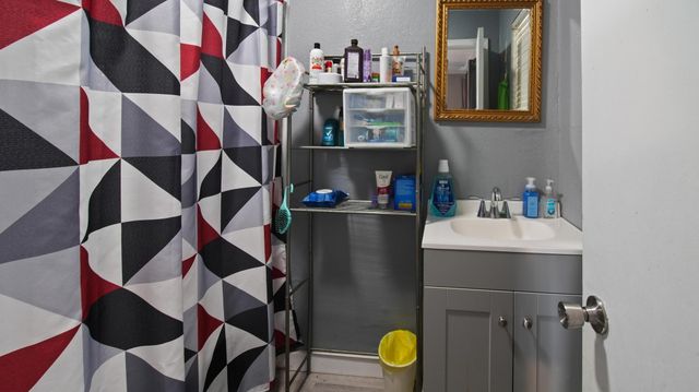 700 Powderhorn Drive, Athens, TX 75751