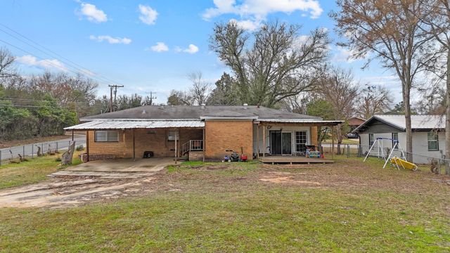 700 Powderhorn Drive, Athens, TX 75751