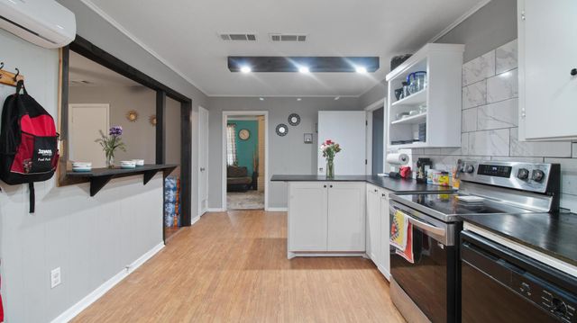 700 Powderhorn Drive, Athens, TX 75751