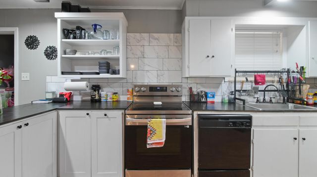 700 Powderhorn Drive, Athens, TX 75751