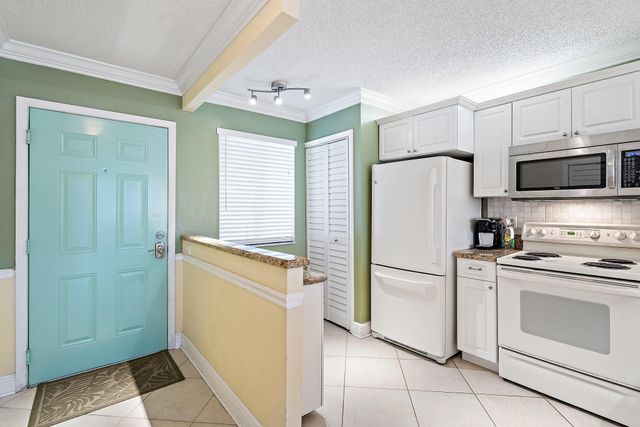 353 S Us Hwy 1 B102, Jupiter, FL 33477