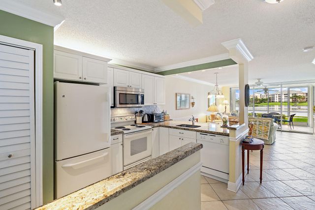 353 S Us Hwy 1 B102, Jupiter, FL 33477