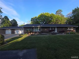 776 Timberlane Drive, Collinsville, IL 62234