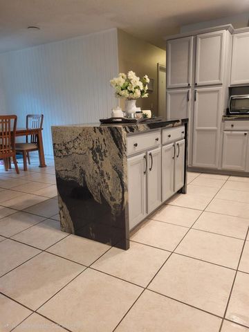 6340 NW 32nd Avenue, Fort Lauderdale, FL 33309