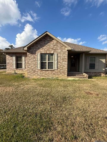 14015 Ledoux Ln, Denham Springs, LA 70726