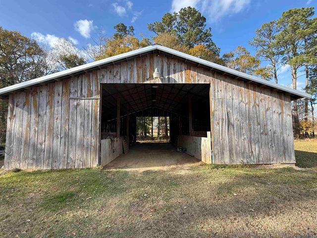 14015 Ledoux Ln, Denham Springs, LA 70726