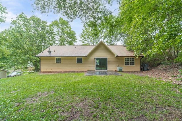 494 Spring Street, Social Circle, GA 30025