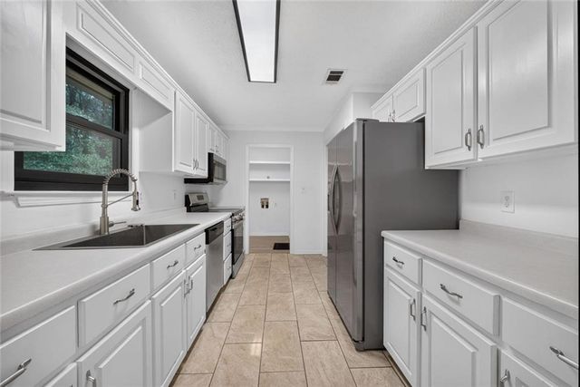 494 Spring Street, Social Circle, GA 30025