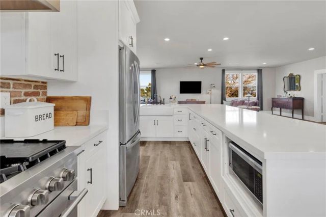 4329 Amador, Phelan, CA 92371