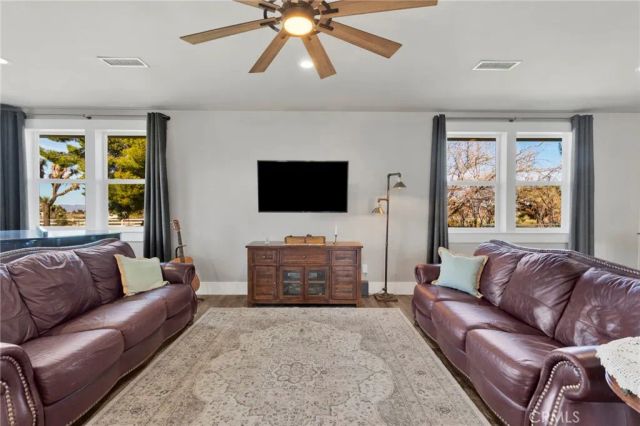 4329 Amador, Phelan, CA 92371