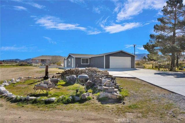 4329 Amador, Phelan, CA 92371