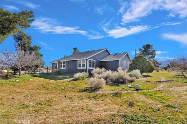 4329 Amador, Phelan, CA 92371