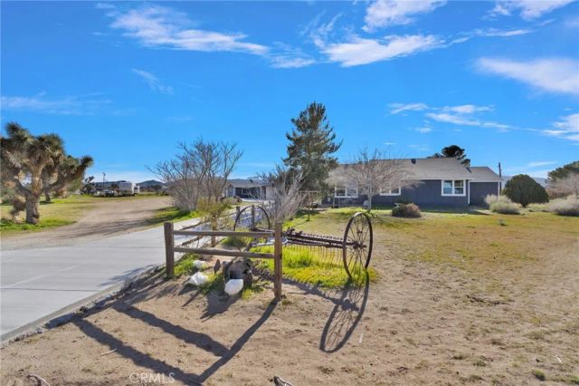 4329 Amador, Phelan, CA 92371