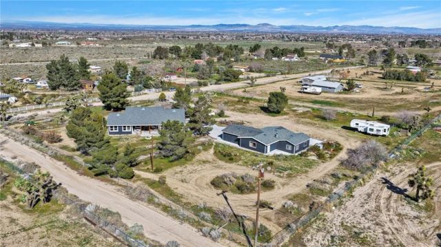 4329 Amador, Phelan, CA 92371