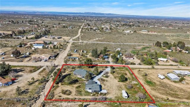 4329 Amador, Phelan, CA 92371