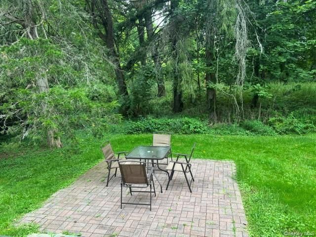 37 Shady Creek Road, Pleasant Valley, NY 12569