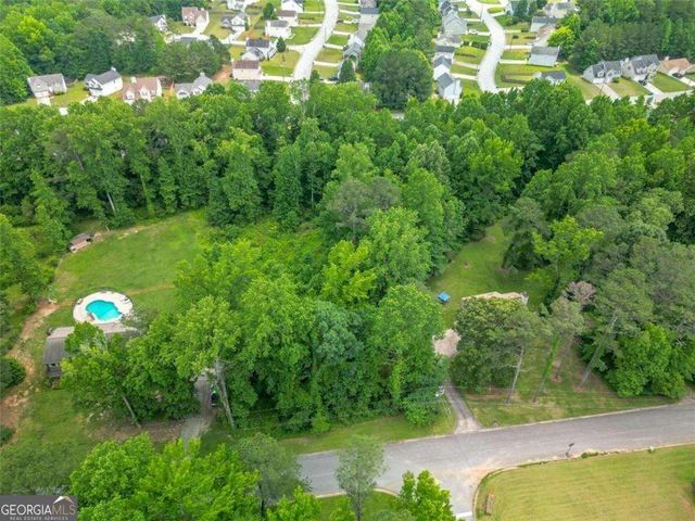 6990 Oak Leaf Drive, Fairburn, GA 30213