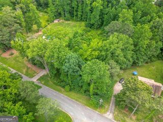 6990 Oak Leaf Drive, Fairburn, GA 30213