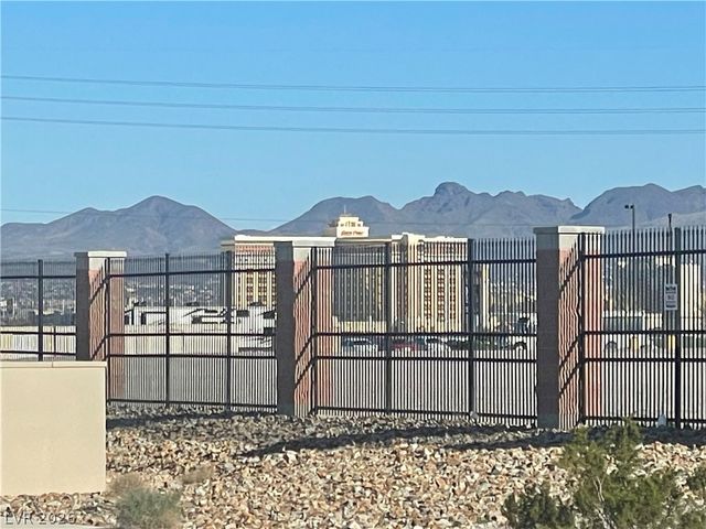 4560 serene, Las Vegas, NV 89124