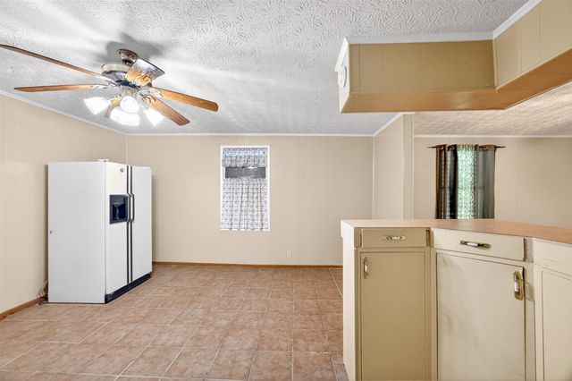 2115 Hollywood Avenue, Galveston, TX 77551