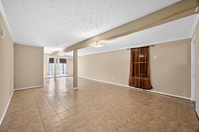 2115 Hollywood Avenue, Galveston, TX 77551