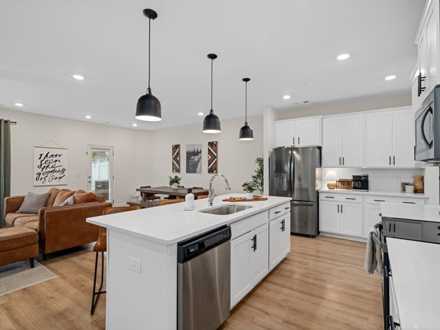 1043 June Wilde Rdg, Spring Hill, TN 37174