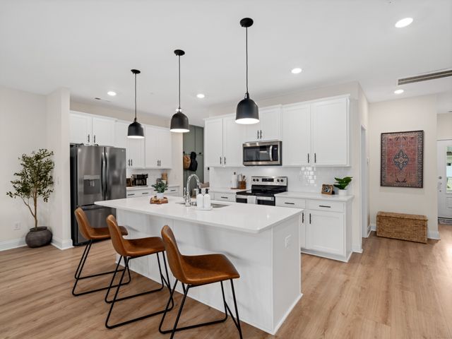 1043 June Wilde Rdg, Spring Hill, TN 37174